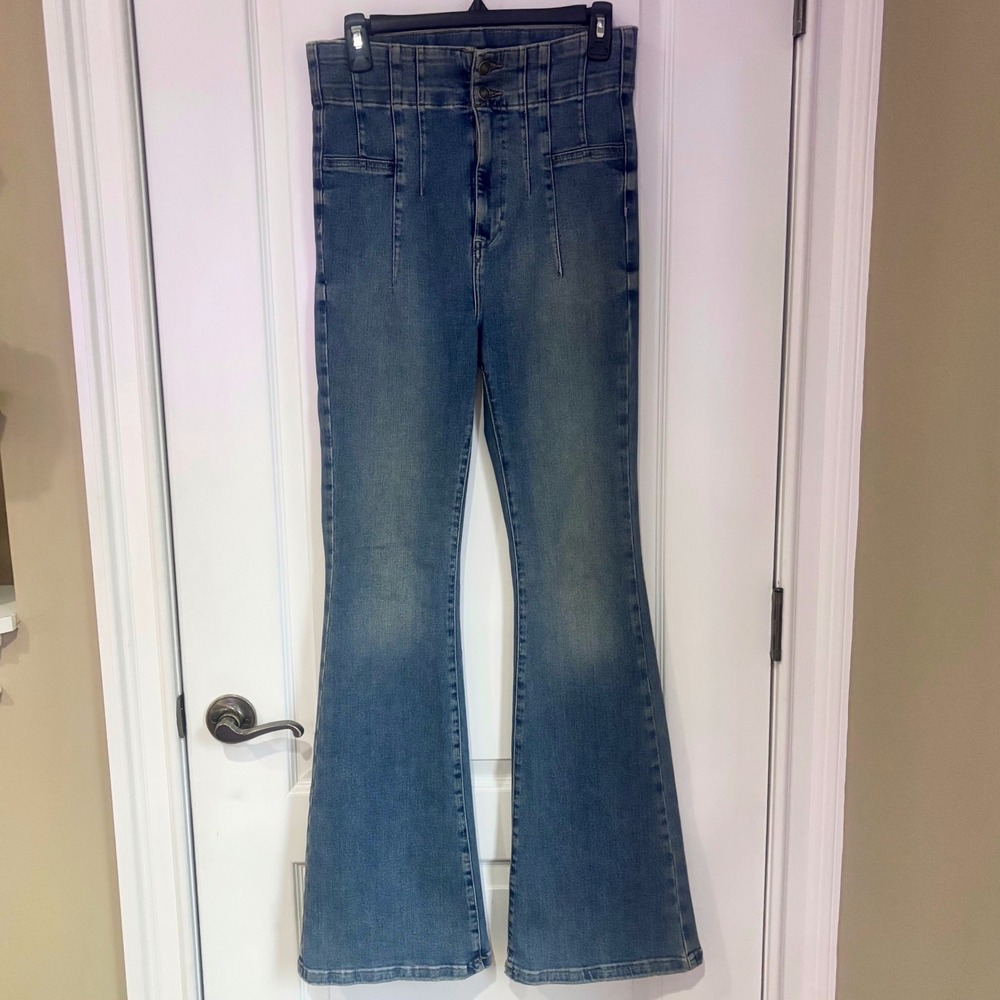 We The Free Free People Just Float On Flare Jeans Blue High Rise Size 29